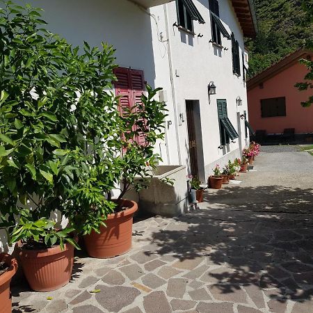 Casa Luigina Villa Vezzola ภายนอก รูปภาพ