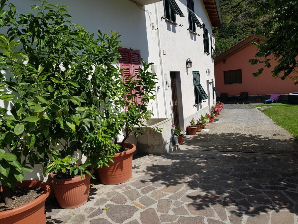 Casa Luigina Villa Vezzola ภายนอก รูปภาพ