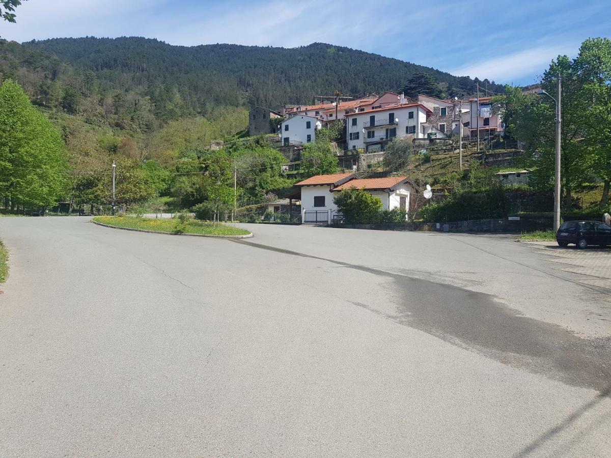 Casa Luigina Villa Vezzola ภายนอก รูปภาพ