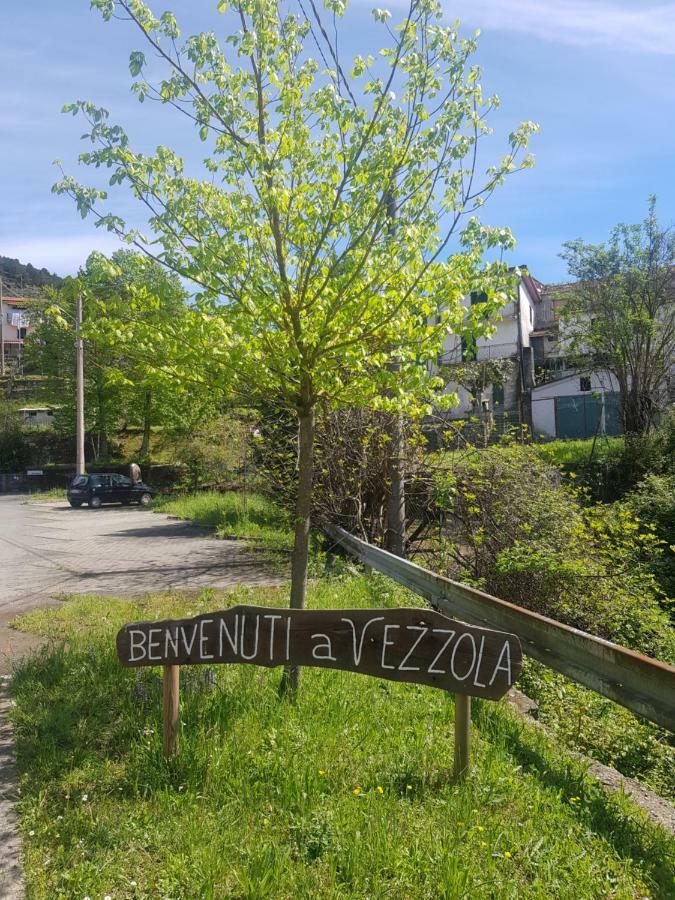 Casa Luigina Villa Vezzola ภายนอก รูปภาพ