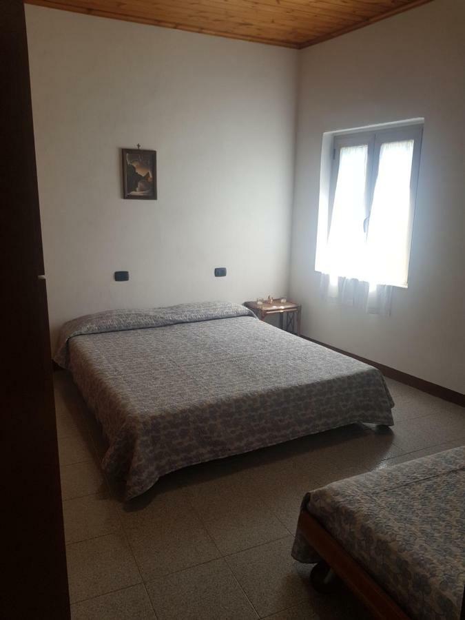 Casa Luigina Villa Vezzola ภายนอก รูปภาพ